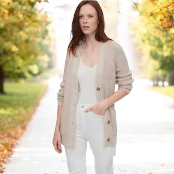 Women’s Shaker GAP Tan Merino Wool V-Neck Cardigan Button Front Ribbed Sweater - Picture 1 of 6